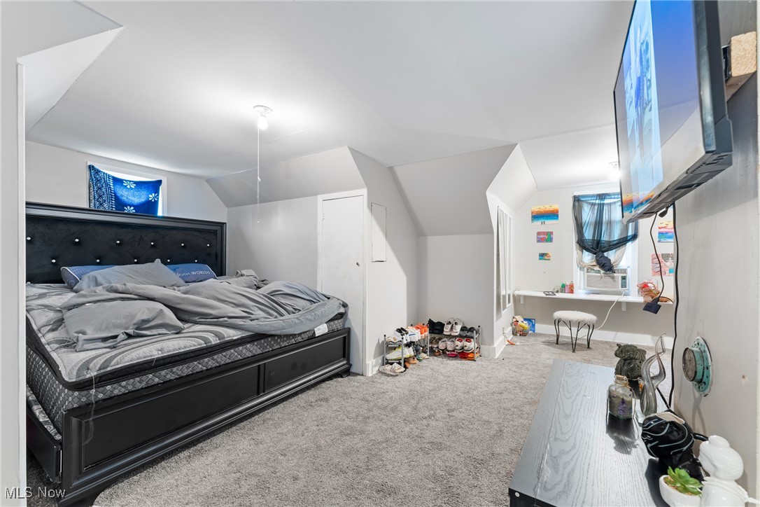 City/Canyon - Residential Income