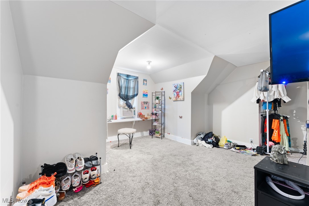 City/Canyon - Residential Income