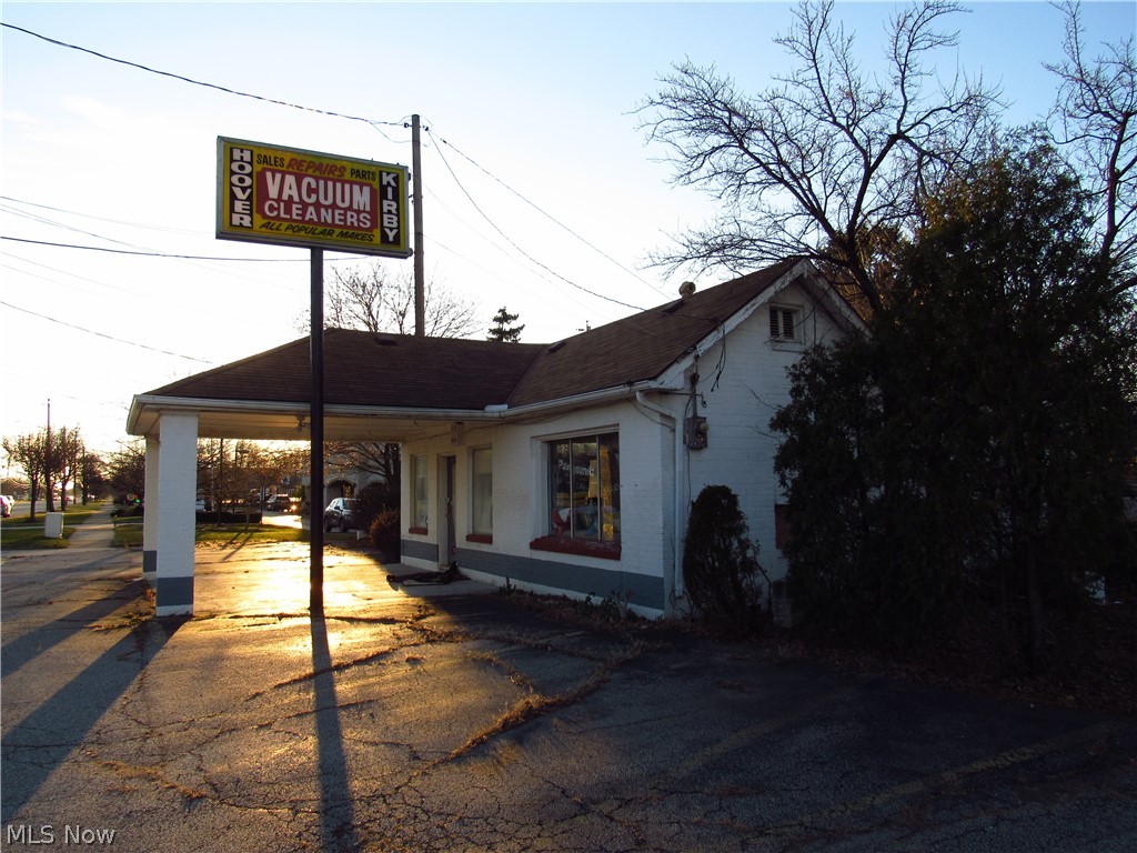 Turnpike - Commercial Sale