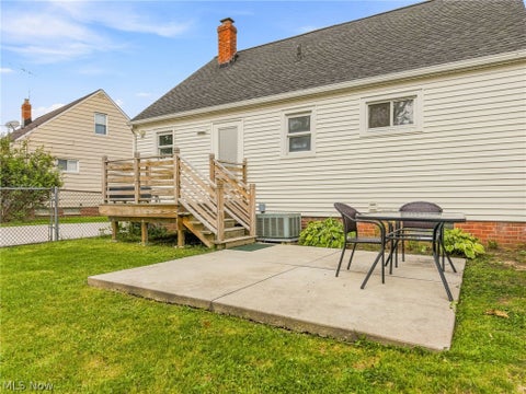 Tiny photo for 1666 Ridgeview Drive, Wickliffe, OH 44092 (MLS # 5239973)