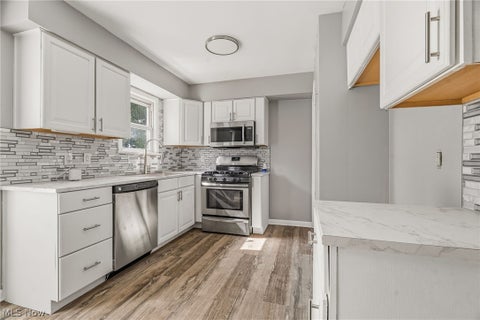 Tiny photo for 1666 Ridgeview Drive, Wickliffe, OH 44092 (MLS # 5239973)