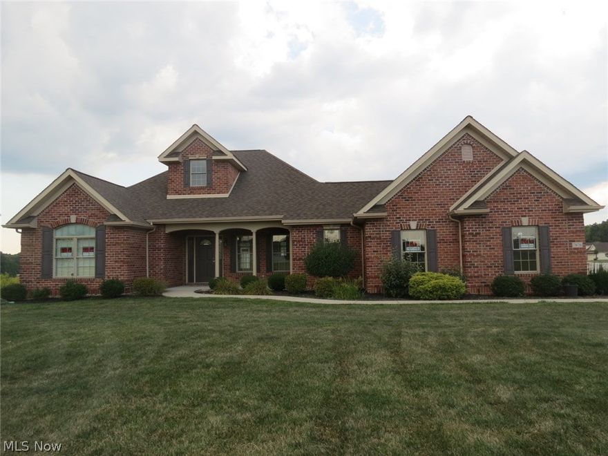 Fantastic ranch home in the Summer Wind Development! The home features an open floor plan with vaulted ceilings. Large kitchen with upgraded cabinets and granite countertops. Spacious Master bedroom and bath. The basement could easily be finished and is plumbed for an additional bathroom.  Awesome covered back porch that would be perfect for entertaining. Wonderful neighborhood with many amenities, that include indoor pool, exercise facility, club house and much more.  Don't miss out on this move in ready home!