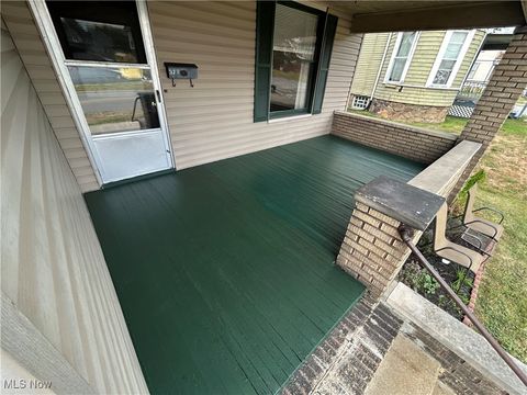 Tiny photo for 377 N Market Street, East Palestine, OH 44413 (MLS # 5149830)