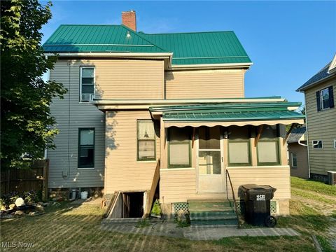 Tiny photo for 377 N Market Street, East Palestine, OH 44413 (MLS # 5149830)
