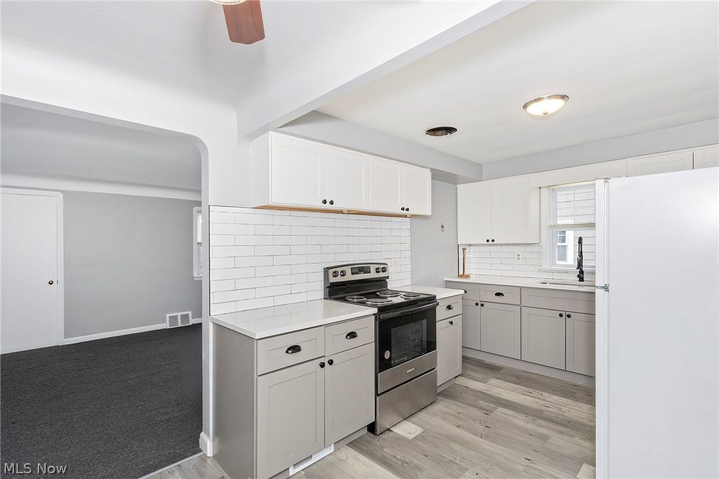 Photo of 12509 Britton Drive #2, Cleveland, OH 44120 (MLS # 5191032)