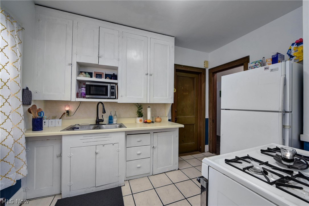 Caputo Brothers - Residential Income