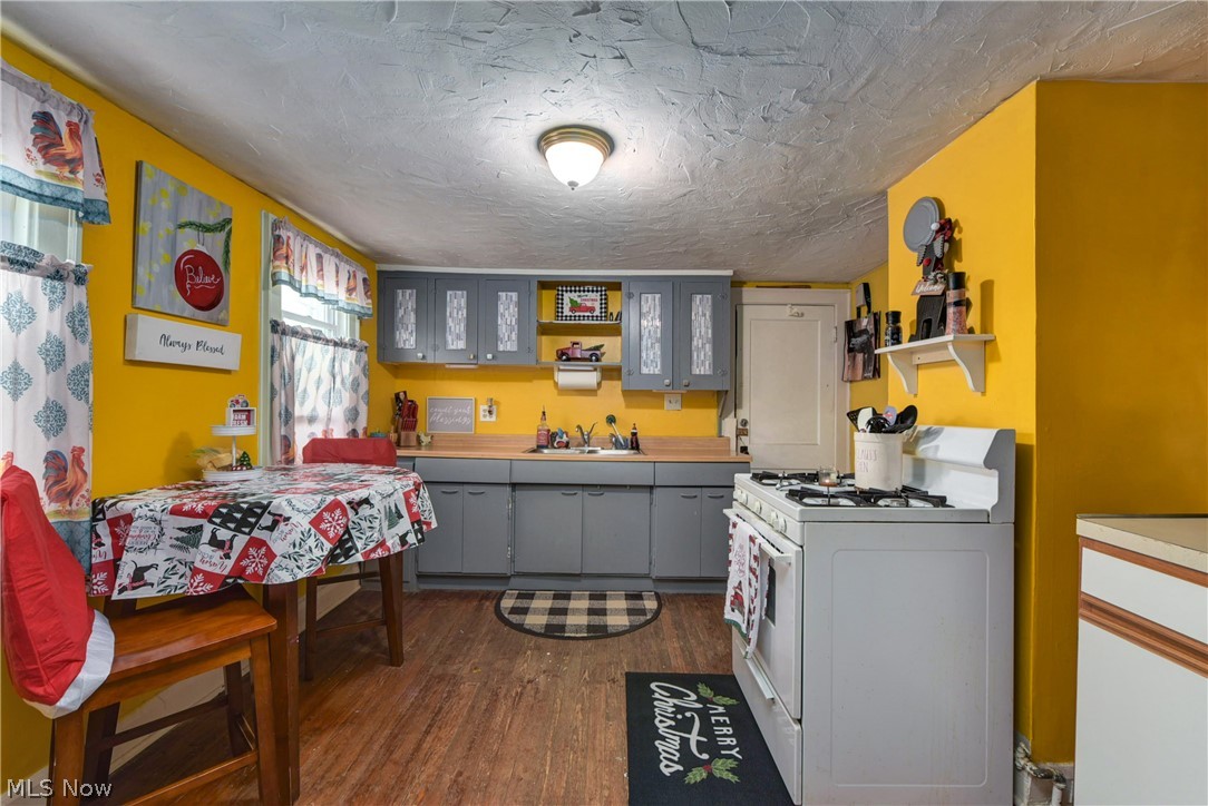 Caputo Brothers - Residential Income