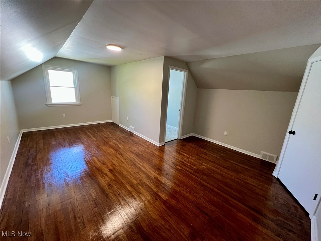 24421 Effingham Boulevard, Euclid, Ohio image 24