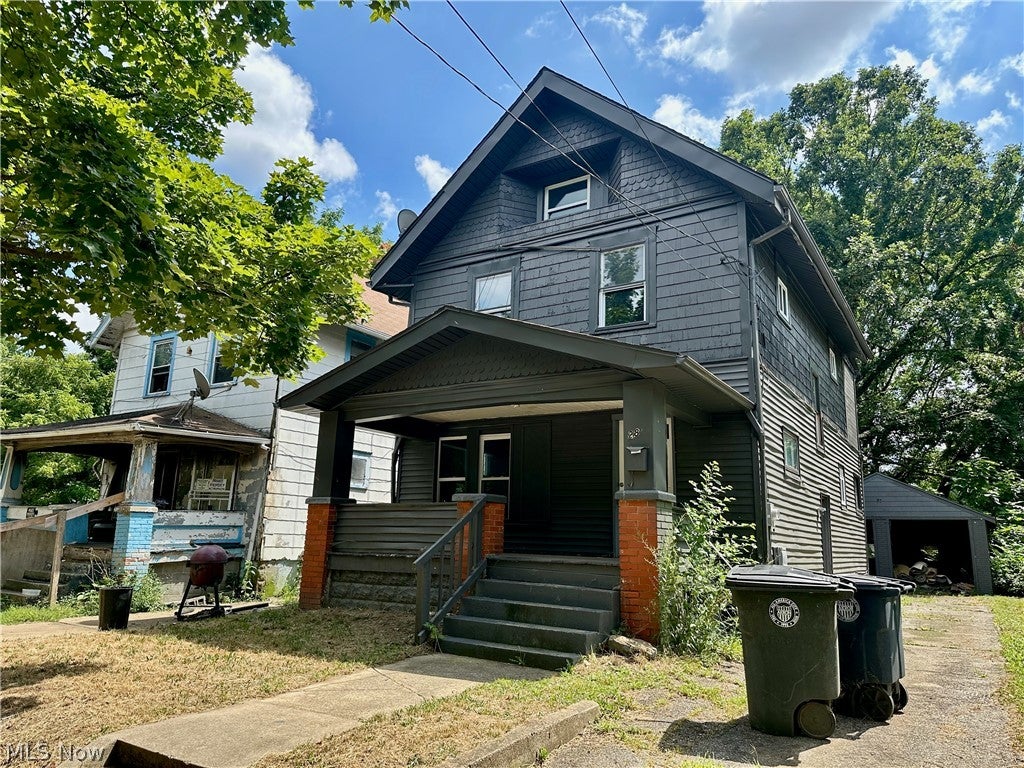 Photo of 280 Lake Street, Akron, OH 44301 (MLS # 5213566)
