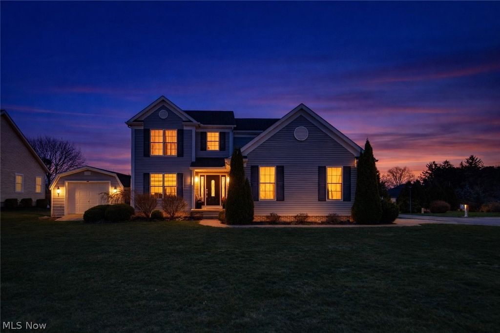 Photo of 5452 Shadow Field Circle NE, Louisville, OH 44641 (MLS # 5192491)