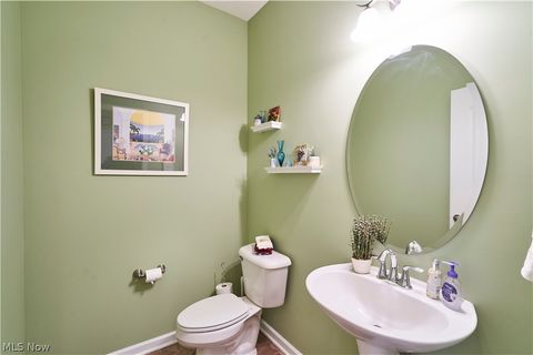 Tiny photo for 38083 Euclid Avenue #2, Willoughby, OH 44094 (MLS # 5208610)