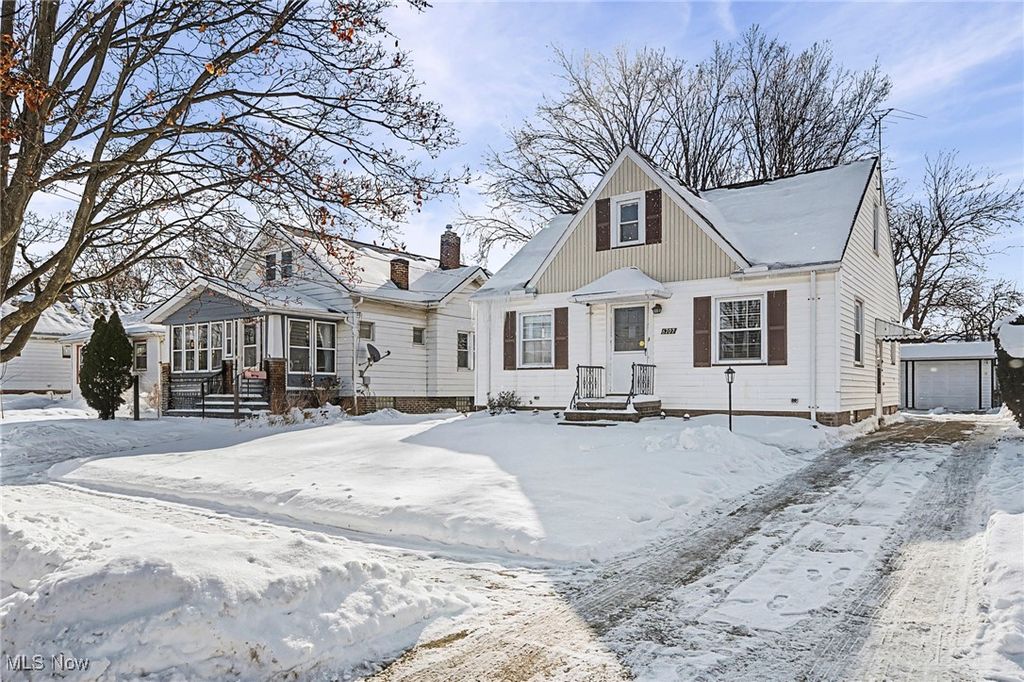 Photo of 6707 Vandalia Avenue, Brooklyn, OH 44144 (MLS # 5185430)