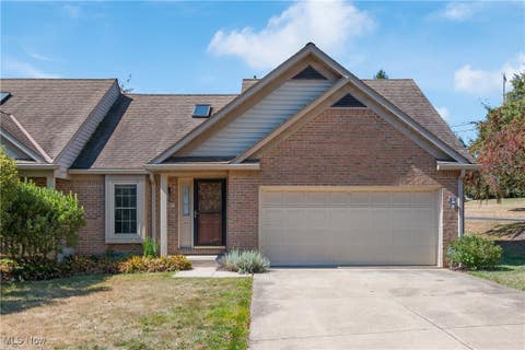 Photo for 116 Evesham Circle NE