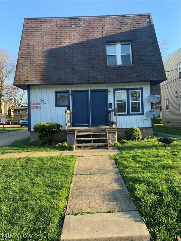 Must be sold with 529, 531, 533, 535, 539, 543 Gage- package deal due to overlapping driveways and parking