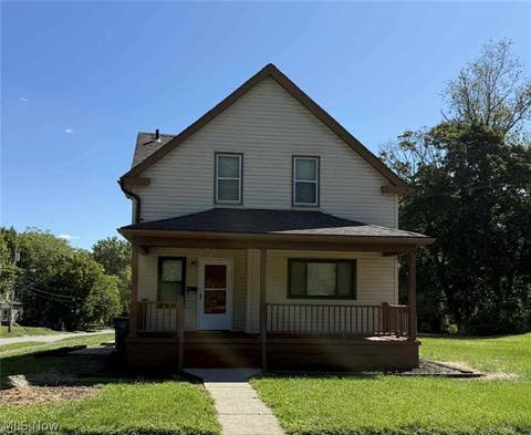 Homes For Sale - 217 S Jackson Street<br/> Youngstown, OH 44506