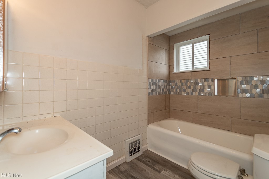 Reliance Inv Co Libby Garden - Residential