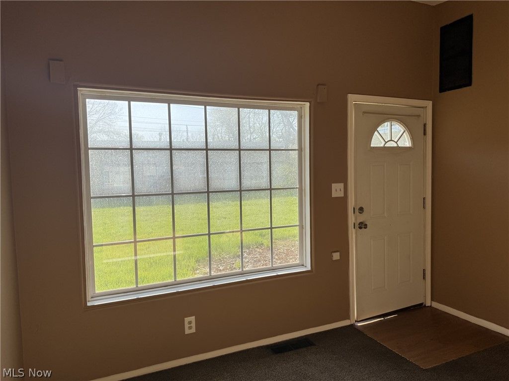 Photo of 2350 Newton Street, Akron, OH 44305 (MLS # 5205711)