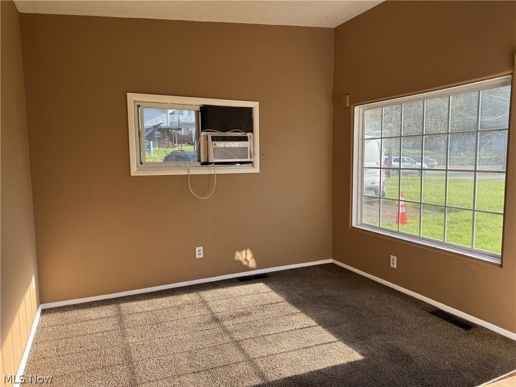 Photo of 2350 Newton Street, Akron, OH 44305 (MLS # 5205711)