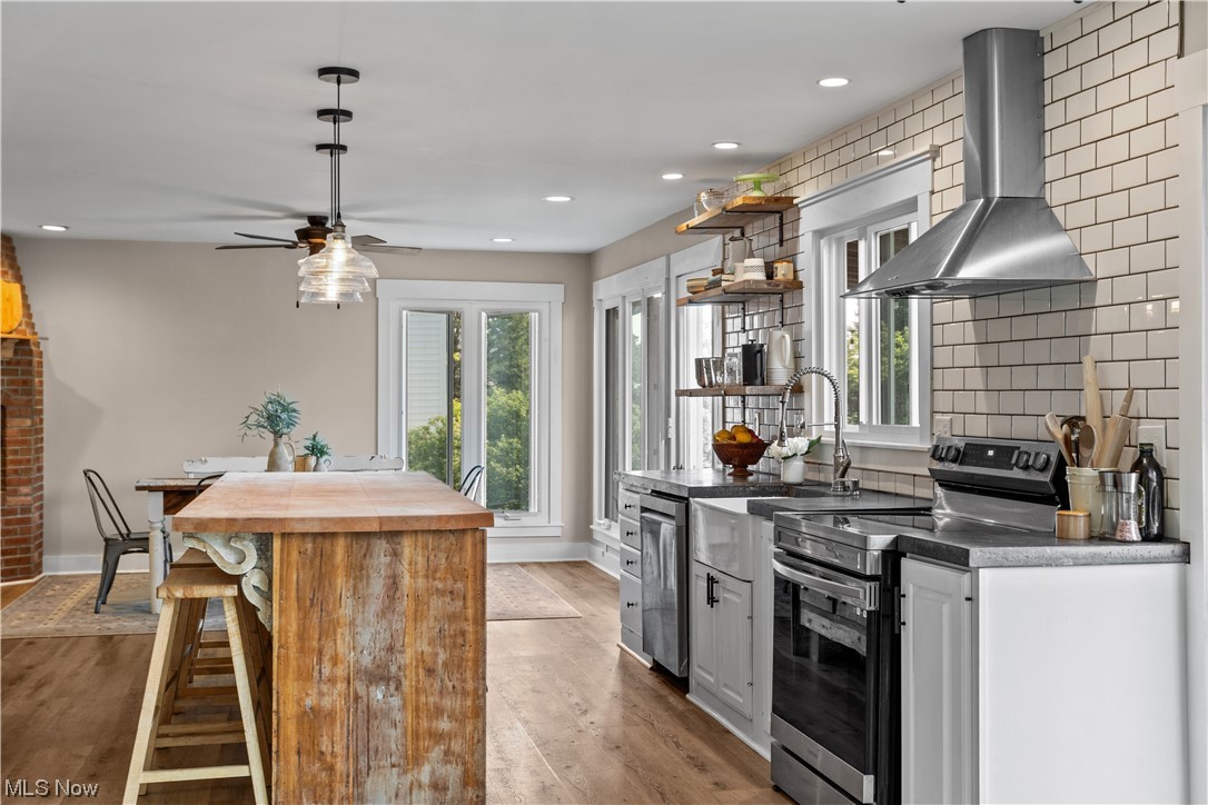 Beachwood Cove - Residential