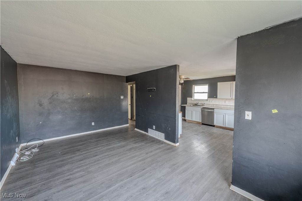 Photo of 6505 Flowerdale Avenue, Cleveland, OH 44144 (MLS # 5178151)