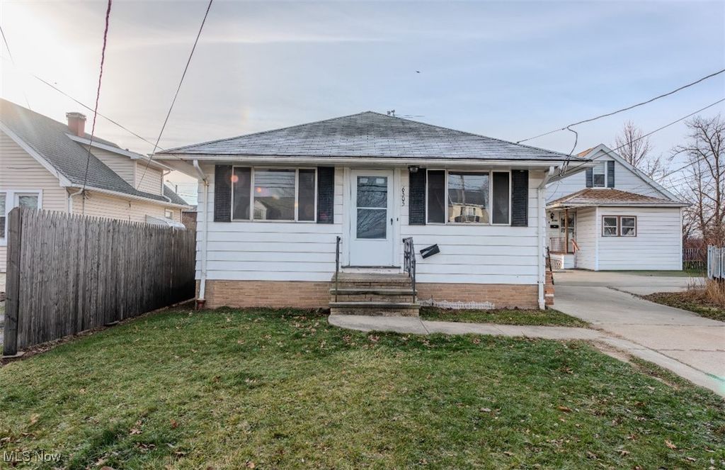 Photo of 6505 Flowerdale Avenue, Cleveland, OH 44144 (MLS # 5178151)