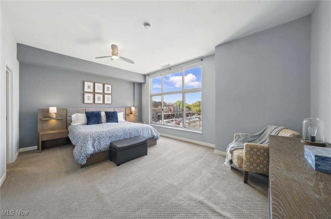 Cleveland, Ohio 44113, United States, 2 Bedrooms Bedrooms, ,3 BathroomsBathrooms,Residential,Active,189974