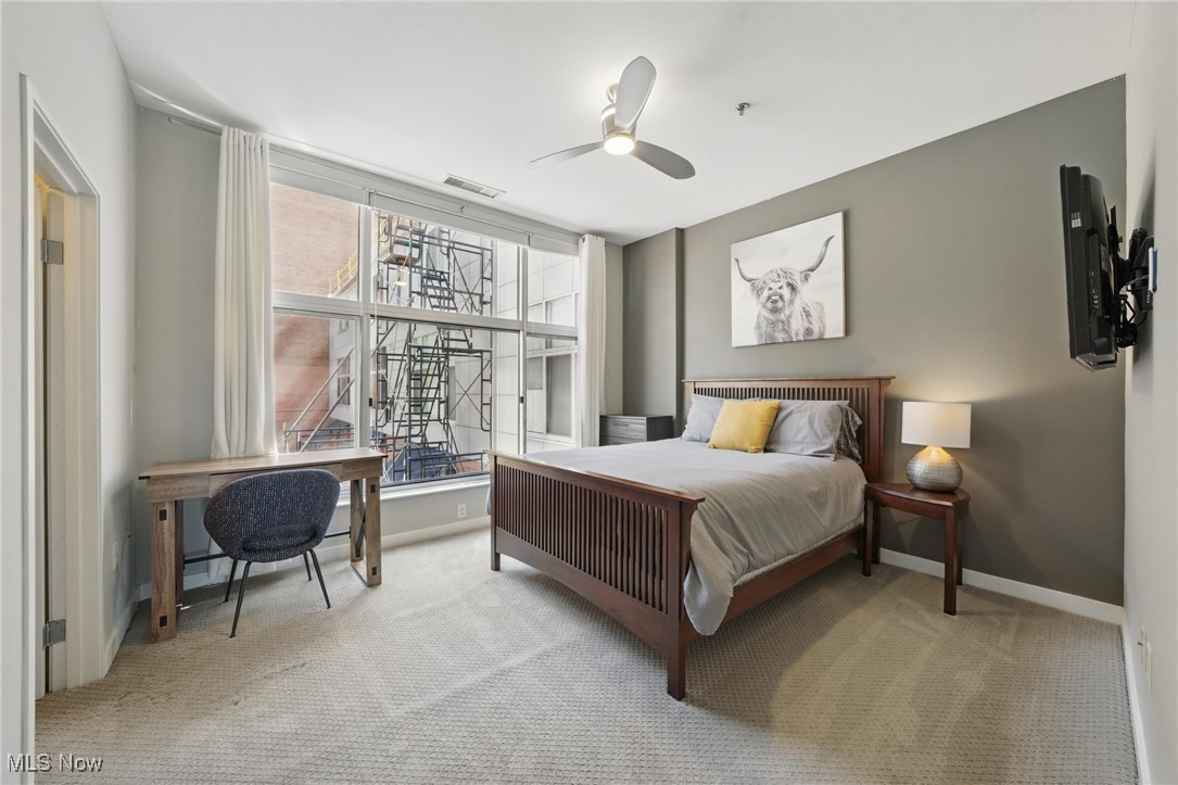 Cleveland, Ohio 44113, United States, 2 Bedrooms Bedrooms, ,3 BathroomsBathrooms,Residential,Active,189974