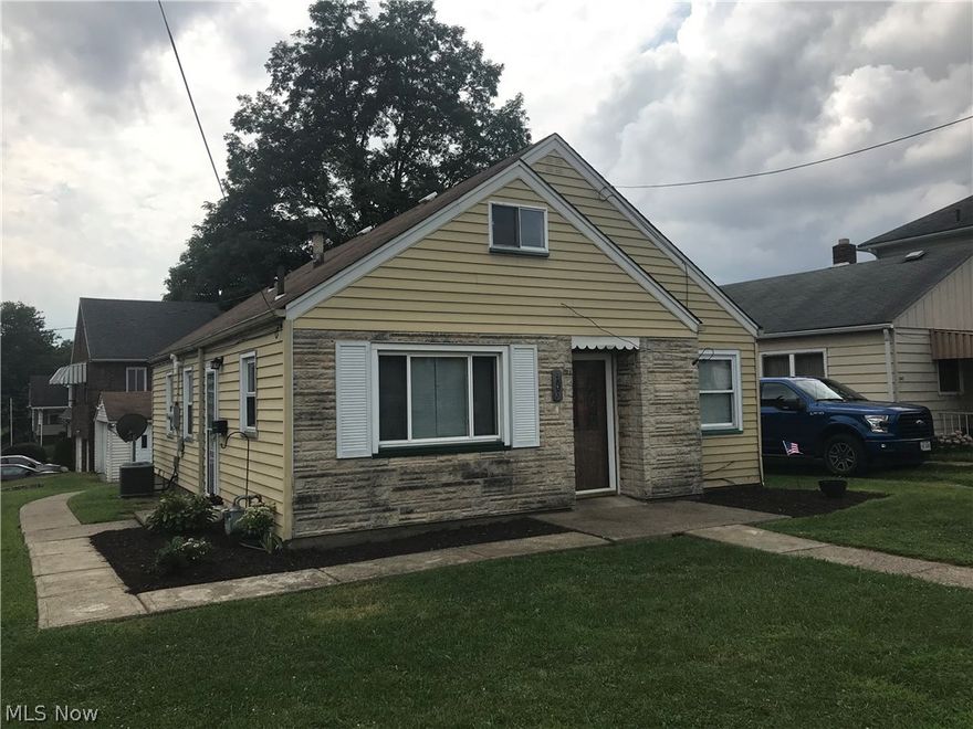 Move in ready 3 bedroom home with a detached 2 car garage. Home has 2 bedrooms on the main floor with living room, bath, eat-in-kitchen, and laundry room.
Large 12x28 3rd bedroom upstairs. House is on a corner lot.