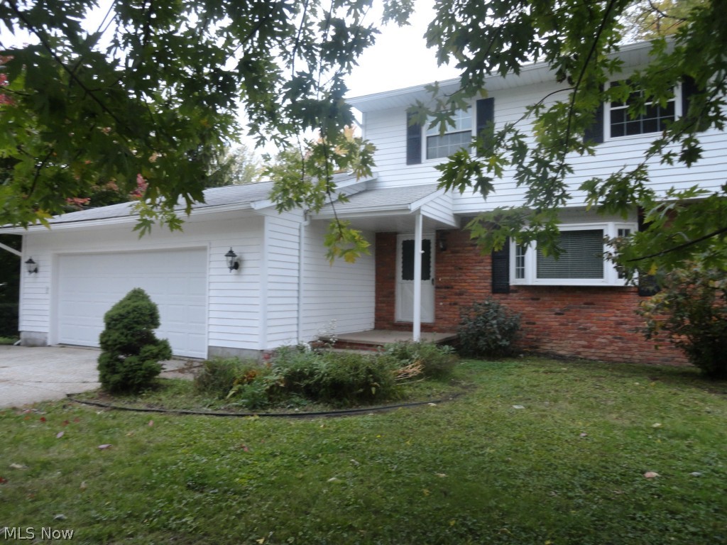 3 bedroom, 2 full bath colonial located on a quiet cul-de-sac street in Concord.