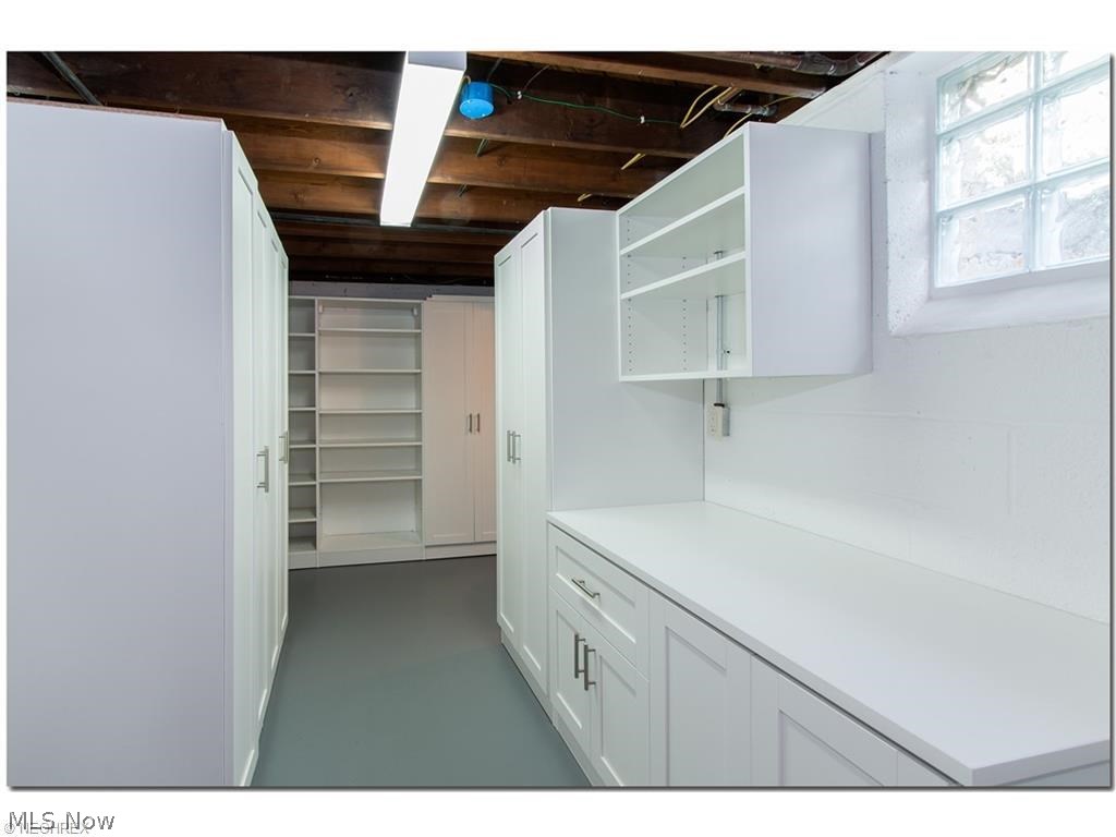 Russell Sec 02 - Residential Lease