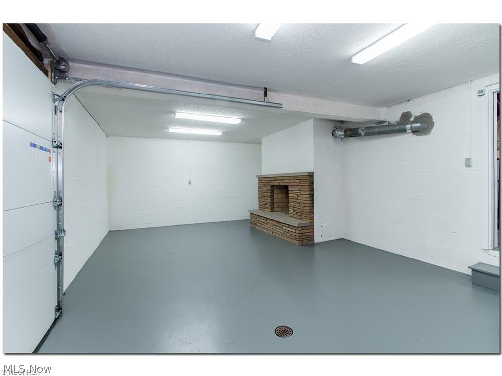 Russell Sec 02 - Residential Lease