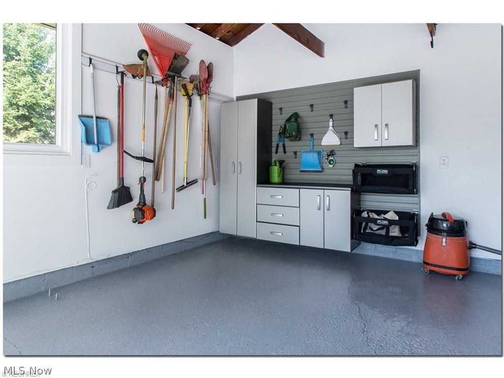 Russell Sec 02 - Residential Lease