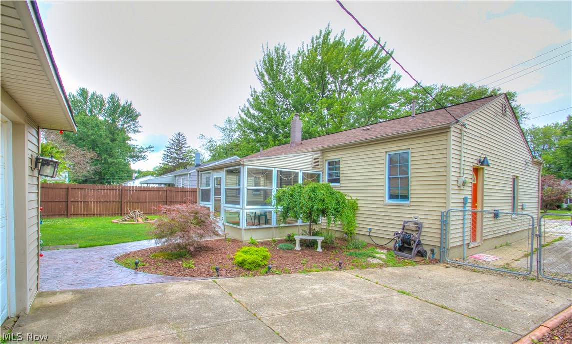 Beach Park 03 - Residential