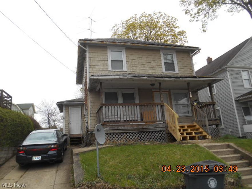 3 Bedroom 2 Bath Colonial near University. Currently rented $675. month to month basis. Call office to schedule appointment.