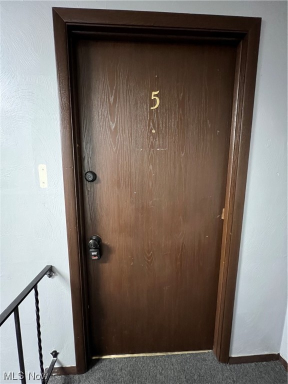 Summerdale Avenue/Elm Lodge Park - Residential Lease