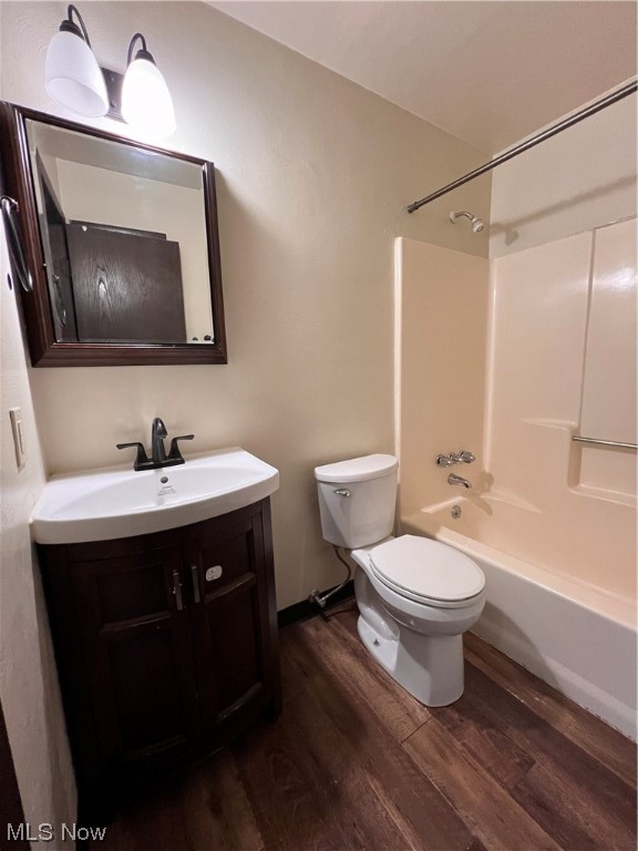 Summerdale Avenue/Elm Lodge Park - Residential Lease