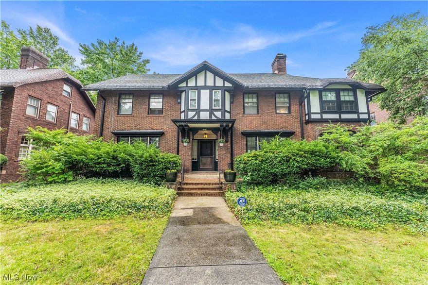 2540 Euclid Heights Blvd, Cleveland Heights - Spacious 6-bed with 3 Full and 2 Half-bath single-family home! //

$ 3450 rent / $ 3450 deposit //
$55 application fee per adult //
1-2 pets OK in this unit. After application pre-approval, a PetScreening is required for any animals to proceed with one of our properties; a PetScreening affidavit is still required if you have no pets. (Some breed restrictions apply per HUD guidelines). //
NO SMOKING //
1 time $199 non-refundable set up fee paid at lease signing //

$35/month required resident benefit package; can include personal property/liability insurance for an additional $10/month for $45/month total. //

After application Pre-Approval 1 applicant per household application is required to fill out a PetScreening application, before being about to proceed with placing a Reservation Fee for one of our properties. You will receive a pre-approval for your application and in order to proceed, the PetScreening is required. Even if you have NO pets - this application must be filled out. One time, non-refundable pet fee of $250-600 per animal applies to all pets & must be paid before or when you pay your first month rent. (No fee for qualified assistance animals). //

Our application is processed through a secure site: Findigs, and they require ID and income verification. Without this, your application will not be processed. They offer 24/7 chat support on their application directly if you have any questions. //

BEDROOMS:6 //
BATHROOMS: 3 Full Baths | 2 Half Baths //
APPLIANCES PROVIDED: Fridge, stove, microwave, and dishwasher //
UTILITIES / RESIDENT RESPONSIBILITY: Residents are responsible for all utilities including: water/sewer/trash, gas & electric and are responsible to maintain lawn care maintenance & snow removal. //

Serious inquiries only.