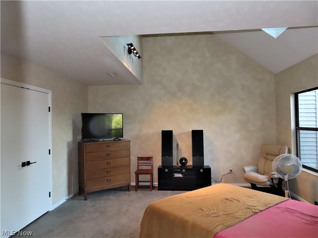 Forest Cove East Condo - Residential