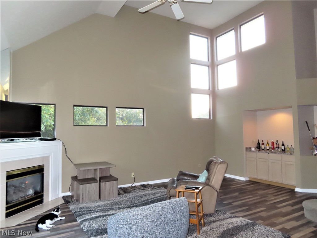 Forest Cove East Condo - Residential