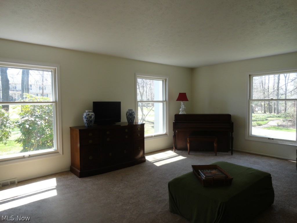 Chagrin Lakes Club - Residential Lease