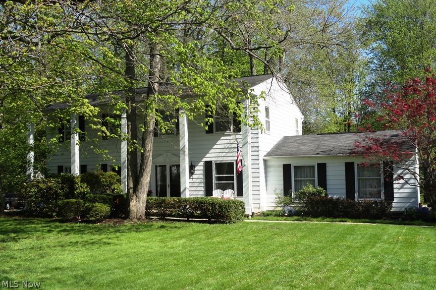 New Carpet! Lovely lake front colonial on .84 wooded acres in desirable Chagrin Lakes. Formal living and dining rooms, eat in kitchen, family room with a fireplace, hardwood floor and access to sun room. Master suite with its own bath + additional 3 bedrooms all with hardwood floors. Finished basement. Chagrin Lakes offers activities throughout the year, swimming lake, tennis courts, picnic pavilion, volleyball court and more. Minutes to Chagrin Falls Village, shopping and restaurants. Award winning Chagrin Falls School District.