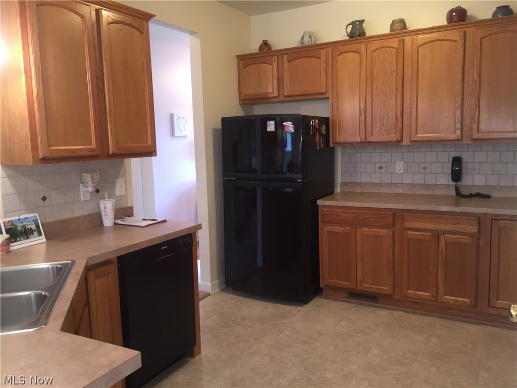 The Vineyards At Old Mill - Residential