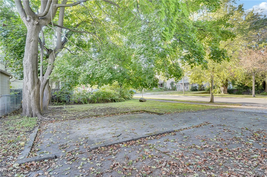 Eastland 01 Add 02 - Residential