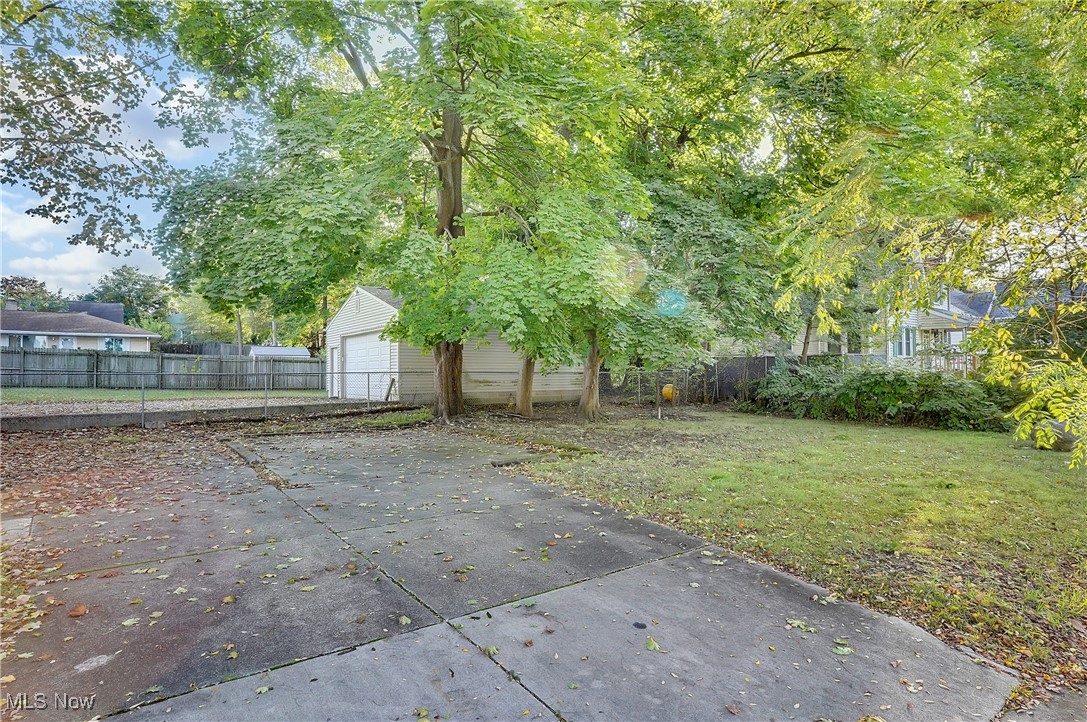 Eastland 01 Add 02 - Residential