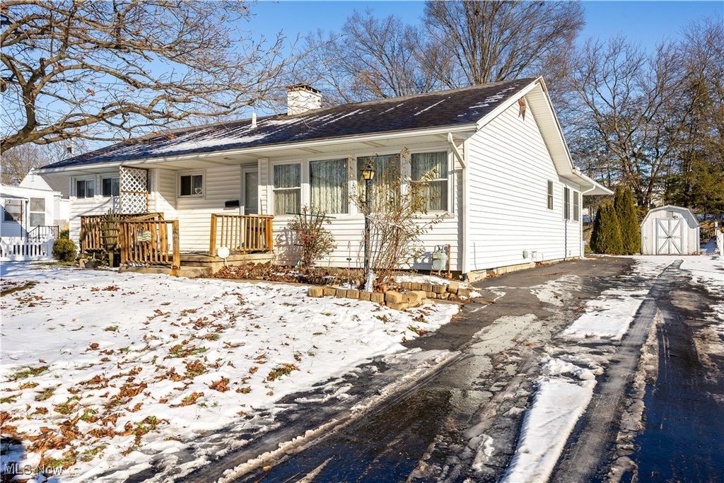 Photo of 840 Ellis Avenue, Ashland, OH 44805 (MLS # 5174622)