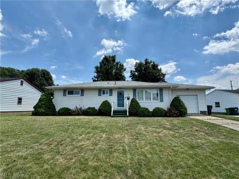 Homes For Sale - 1337 Canoe Lane<br/> Coshocton, OH 43812