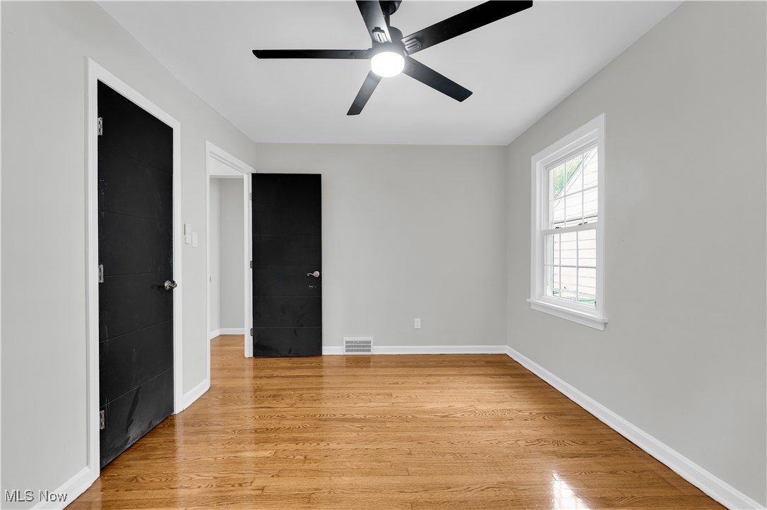 Euclid Colony Homes 02 - Residential