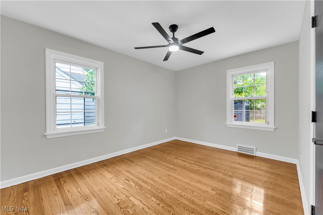 Euclid Colony Homes 02 - Residential