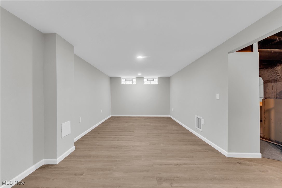 Euclid Colony Homes 02 - Residential