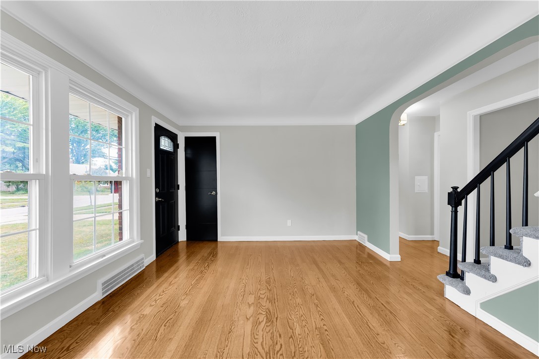 Euclid Colony Homes 02 - Residential